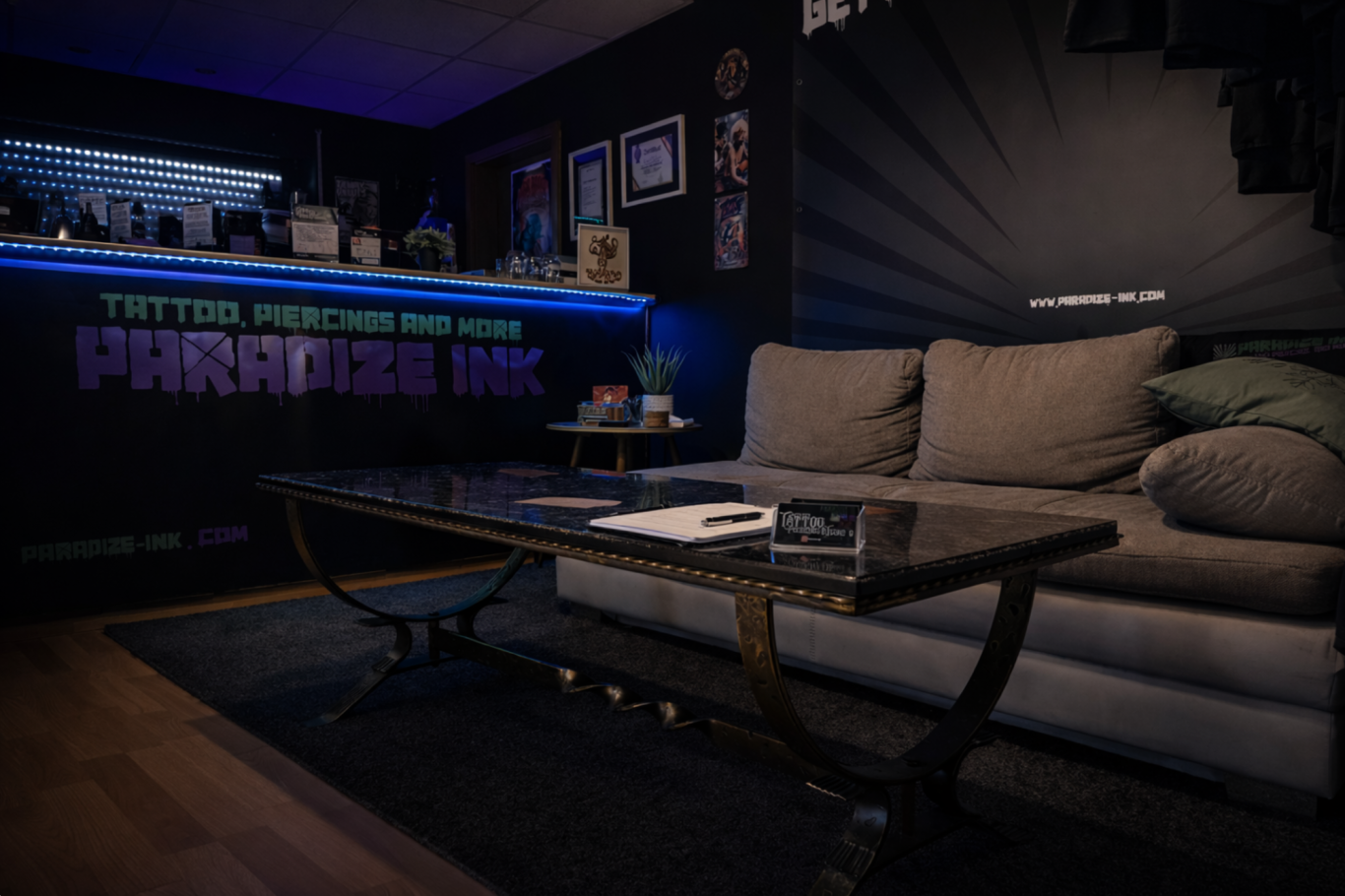 Tattoo Beratung – Paradize INK Mömlingen Tattoo Studio Tattoo Beratung in gemütlicher Atmosphäre bei Paradize INK Tattoo und Piercing in Mömlingen in gemütlichem Ambiente